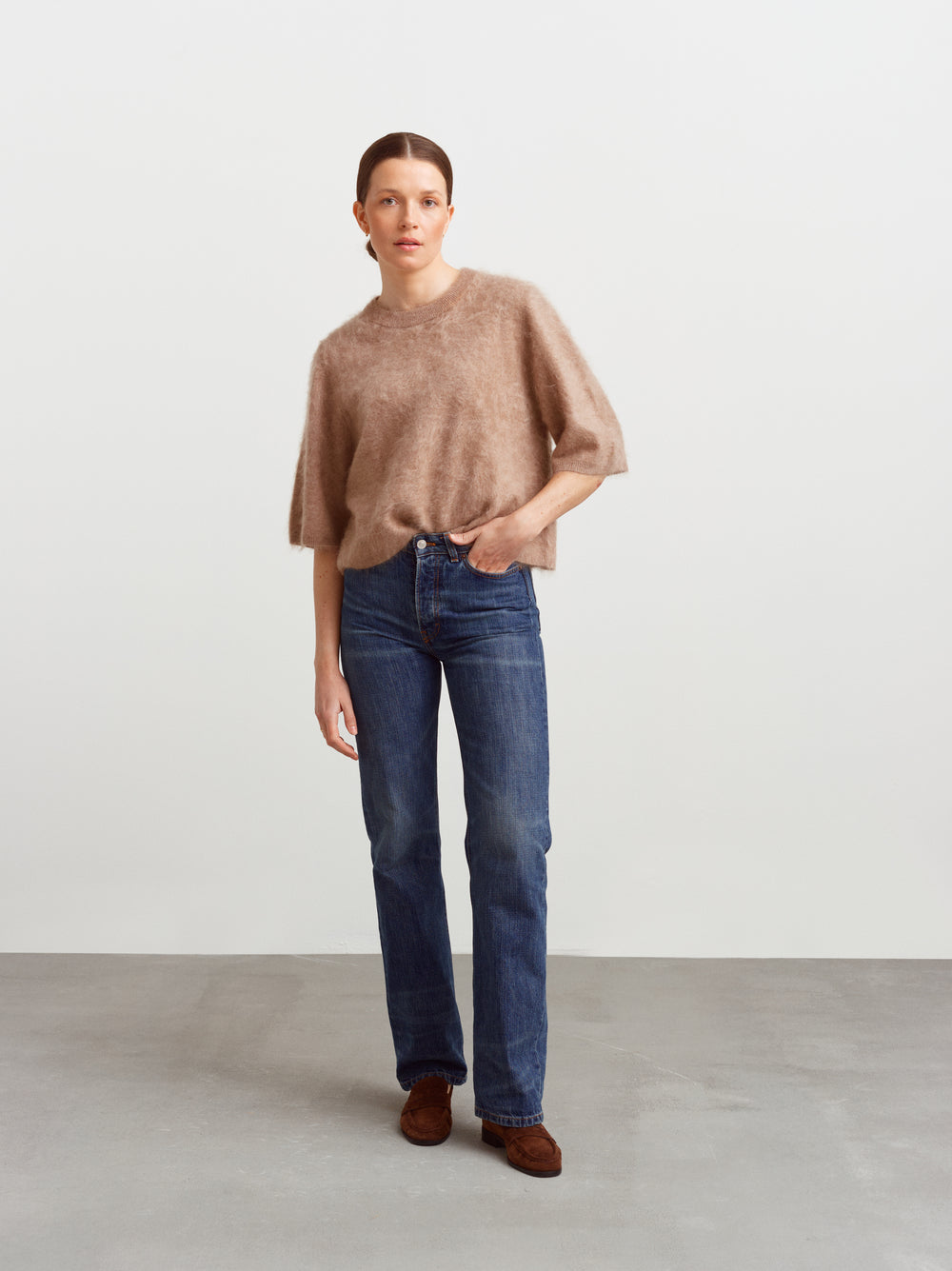 Modena tee in mushroom brushed cashmere, boxy fit with blue jeans and brown loafers